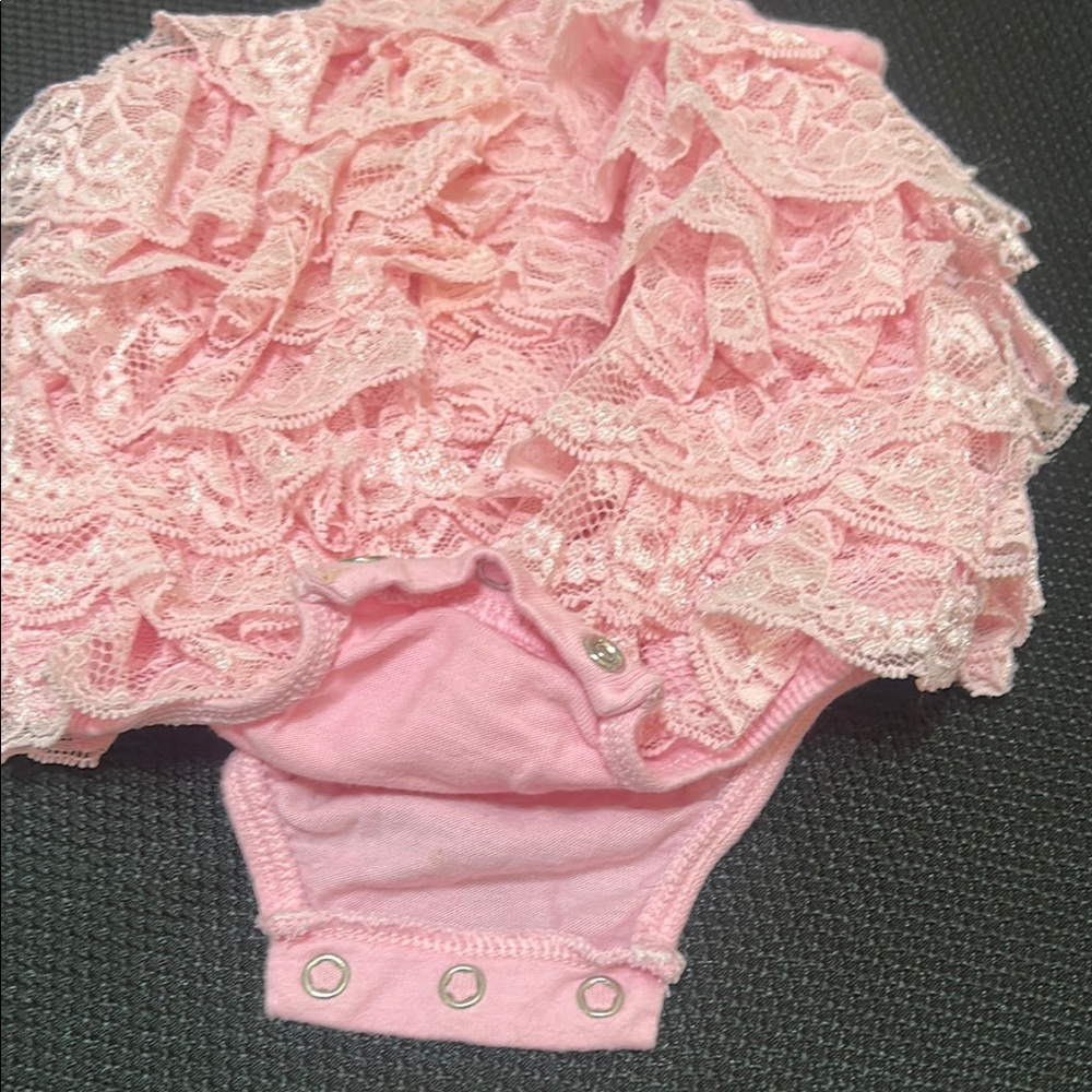 Pink Lace Ruffle Baby Romper - Picture 2 of 4